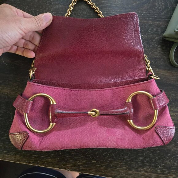 RARE! Tom Ford for Gucci 2004 Pink GG Canvas Horsebit Chain Clutch - Picture 2 of 3